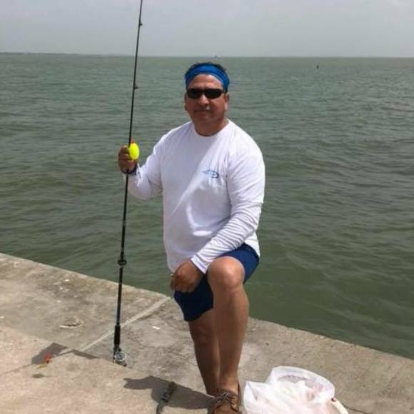 Meet your Posher, Ramiro - Picture 1 of 1